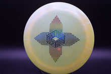 Load image into Gallery viewer, Enforcer / Dynamic Discs / Lucid Chameleon / Sockibomb FourPoints