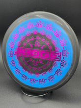 Load image into Gallery viewer, Judge / Dynamic Discs / Classic Supreme / Raptor Eye
